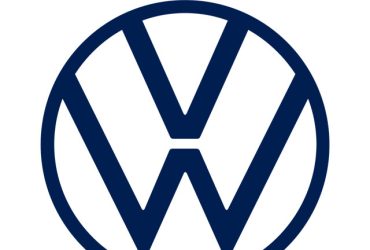 Volkswagen Passat Akücü